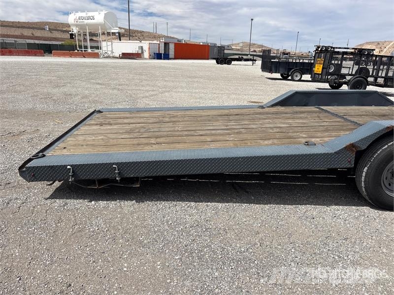 IPT T/A Equipment Trailer Remolques para transporte de vehículos