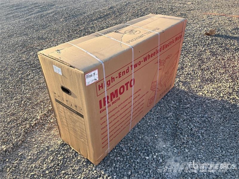 IRMOTO-RED Electric Moped (Unused) PKWs