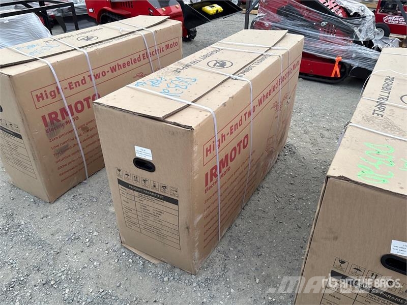 IRMOTO-RED Electric Moped (Unused) PKWs