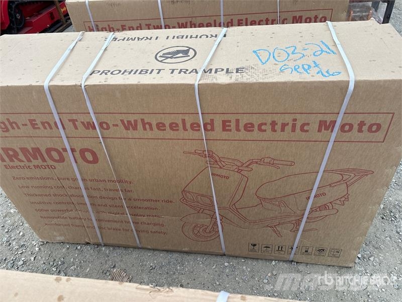 IRMOTO-RED Electric Moped (Unused) PKWs
