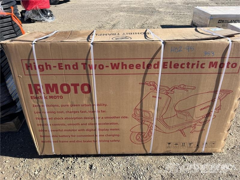 IRMOTO-RED Electric Moped (Unused) Automašīnas