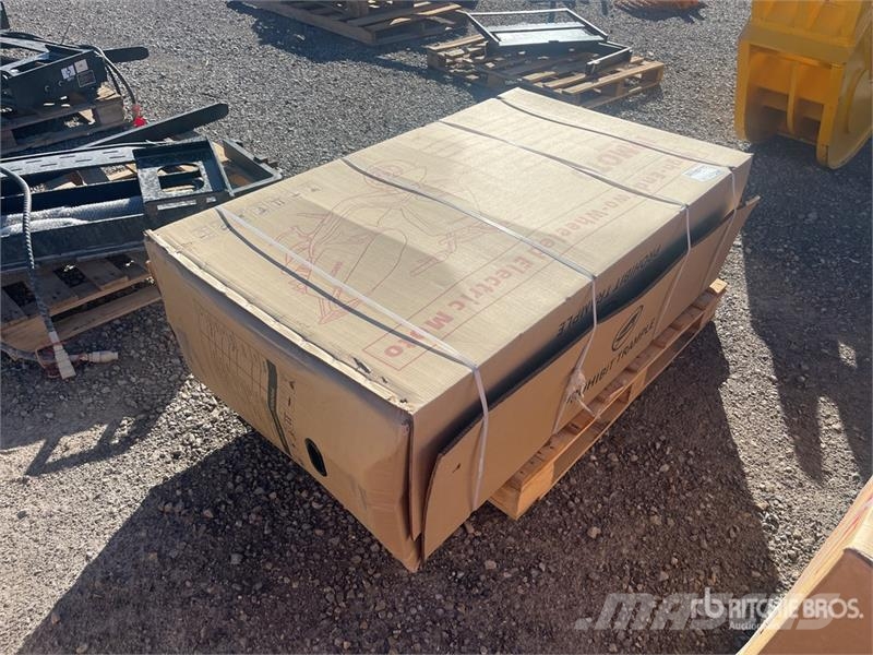  IRMOTO-WHITE Electric Moped (Unused) 汽車