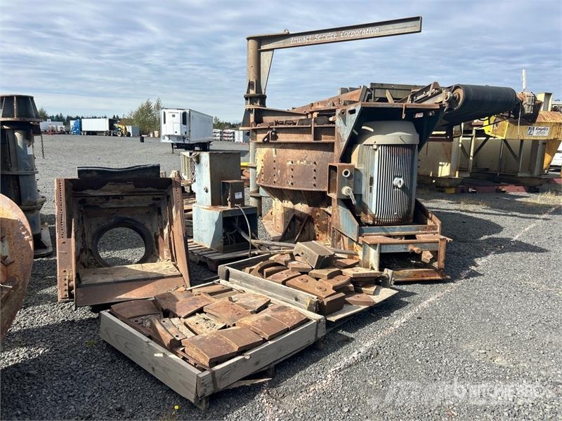  ISC 103 Vertical Shaft Impact Crusher قطع غيار المخلفات / إعادة التدوير والمحاجر