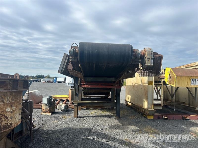  ISC 82-EVT Vertical Shaft Impact Crusher قطع غيار المخلفات / إعادة التدوير والمحاجر