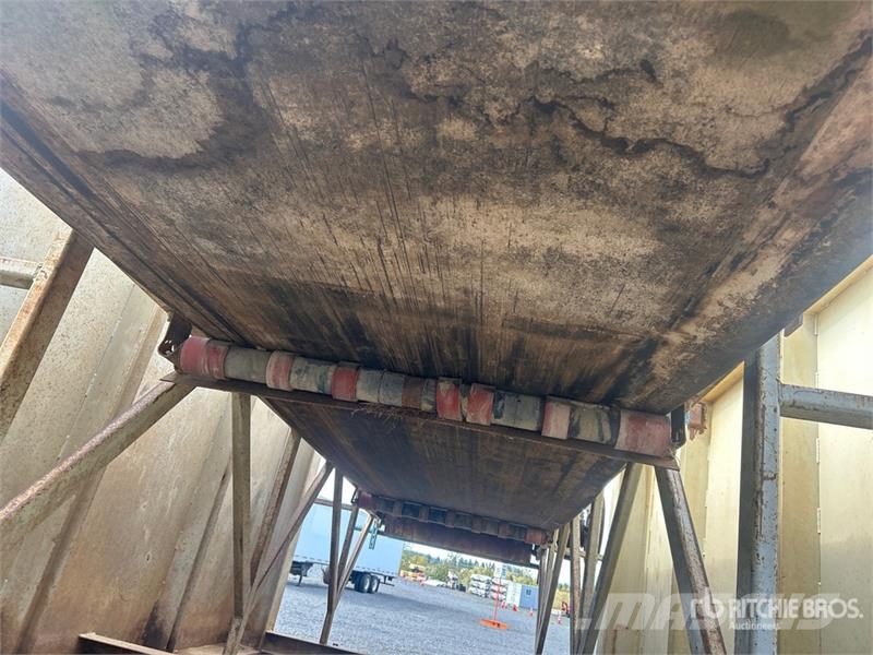  ISC 82-EVT Vertical Shaft Impact Crusher قطع غيار المخلفات / إعادة التدوير والمحاجر