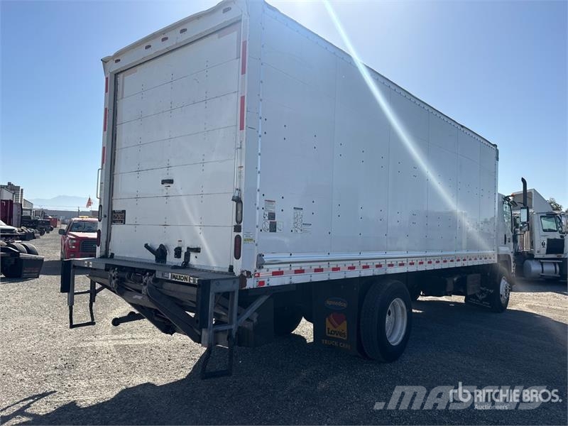 Isuzu FTR 4x2 Van Truck Фургони
