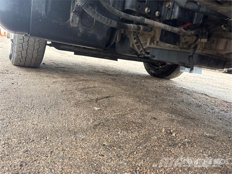 Isuzu NPR Dobozos teherautók