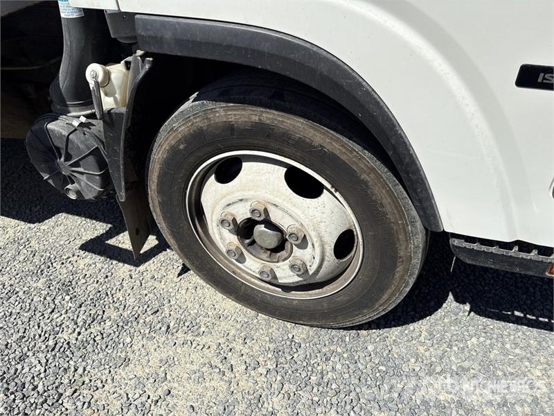 Isuzu NPR Pašizgāzējs