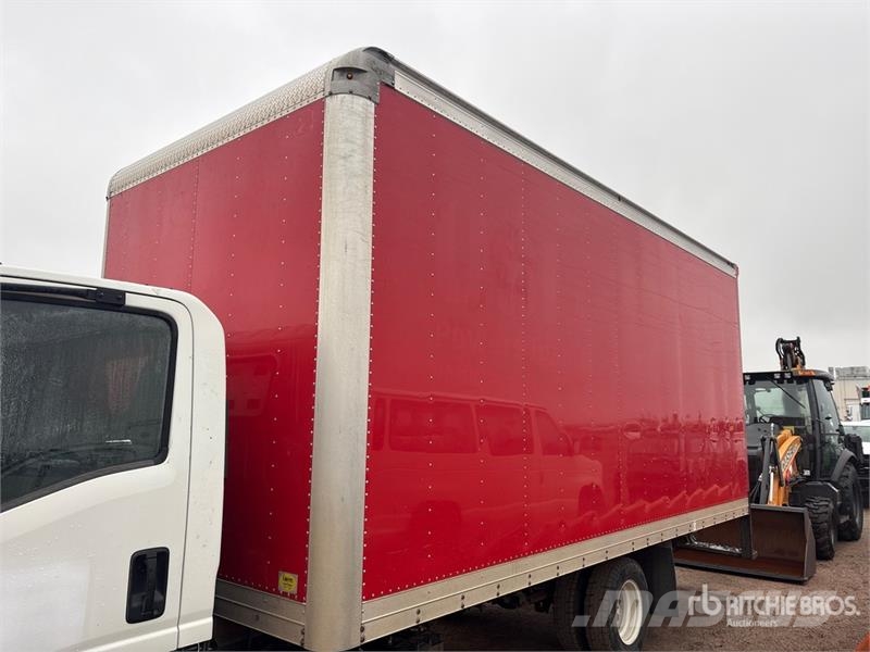 Isuzu NPR Dobozos teherautók