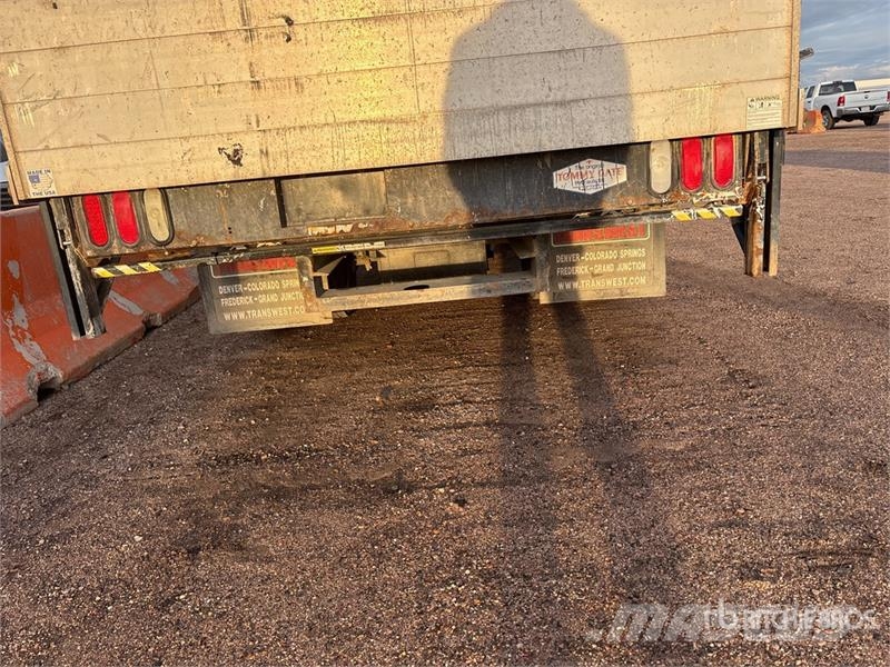 Isuzu NPR Kofferaufbau