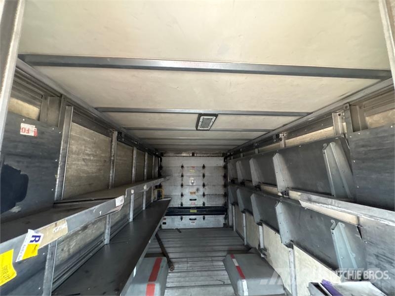 Isuzu NPR Furgons