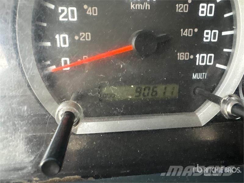 Isuzu NPR Kofferaufbau