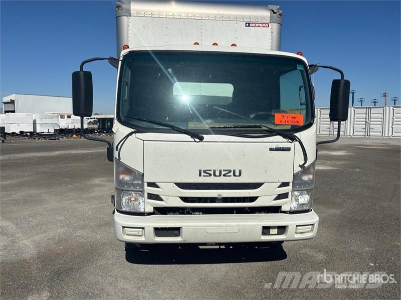Isuzu NPR Camiones caja cerrada