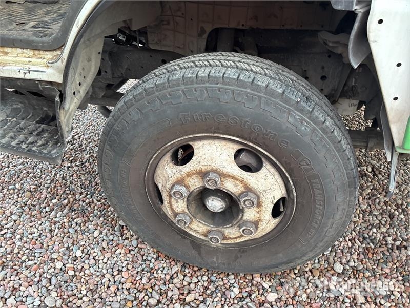 Isuzu NPR Kiper tovornjaki