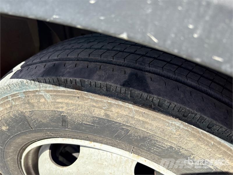 Isuzu NPR Pašizgāzējs