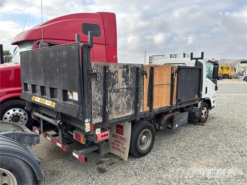 Isuzu NPR Kamioni sa otvorenim sandukom