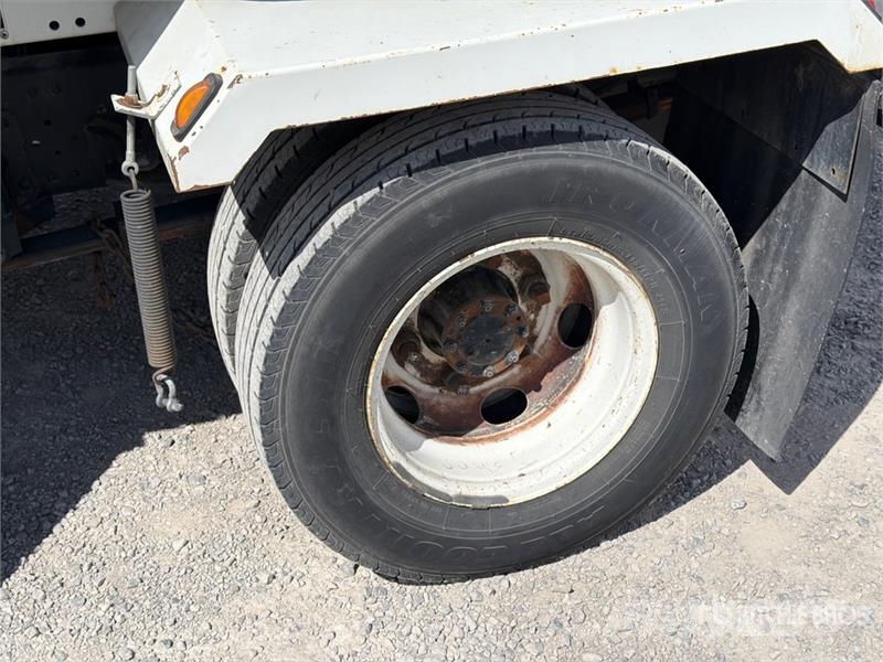Isuzu NPR Kamioni za čišćenje ulica