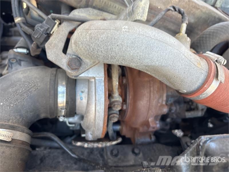 Isuzu NPR شاحنات بدرجة حرارة قابلة للضبط