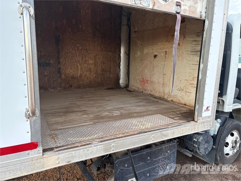 Isuzu NPR Kofferaufbau