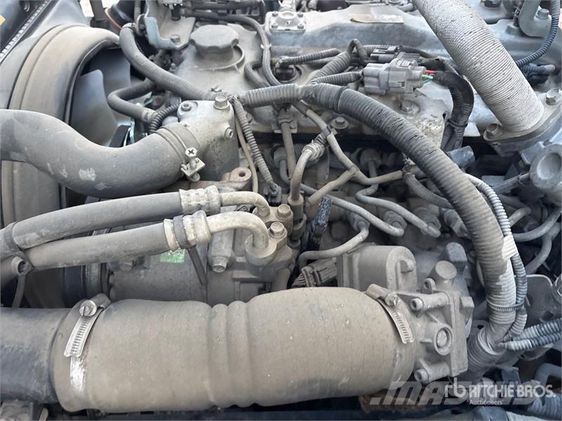 Isuzu NPR Kofferaufbau