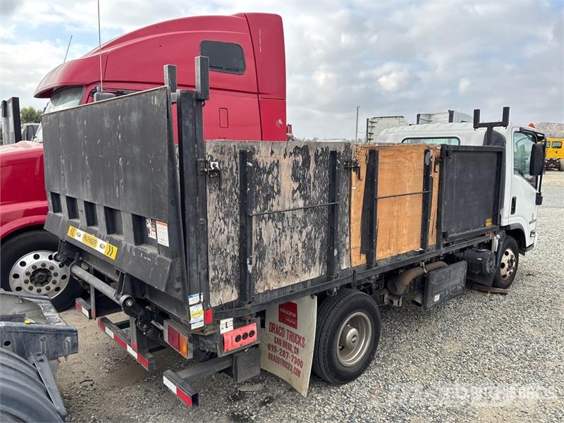 Isuzu NPR Kamioni sa otvorenim sandukom
