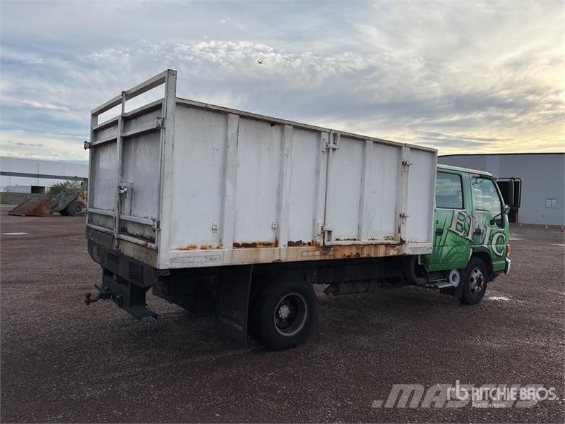 Isuzu NPR Kiper tovornjaki
