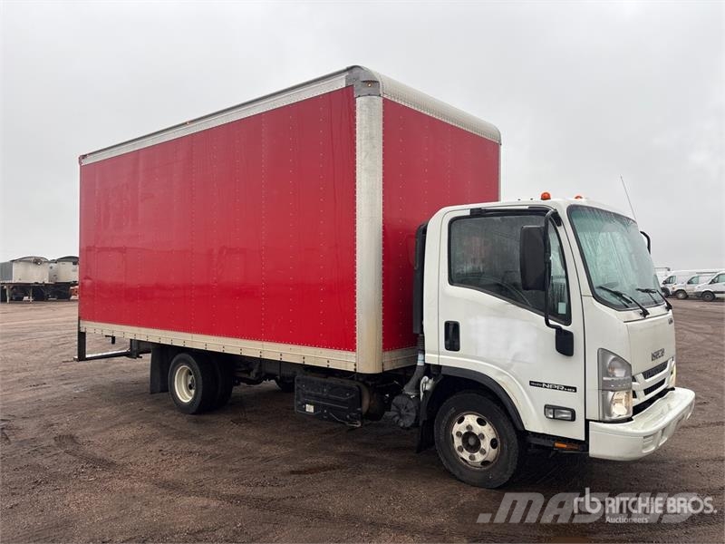 Isuzu NPR Dobozos teherautók
