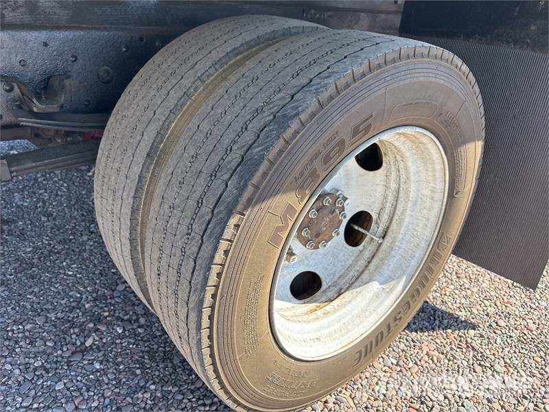 Isuzu NPR شاحنات بدرجة حرارة قابلة للضبط
