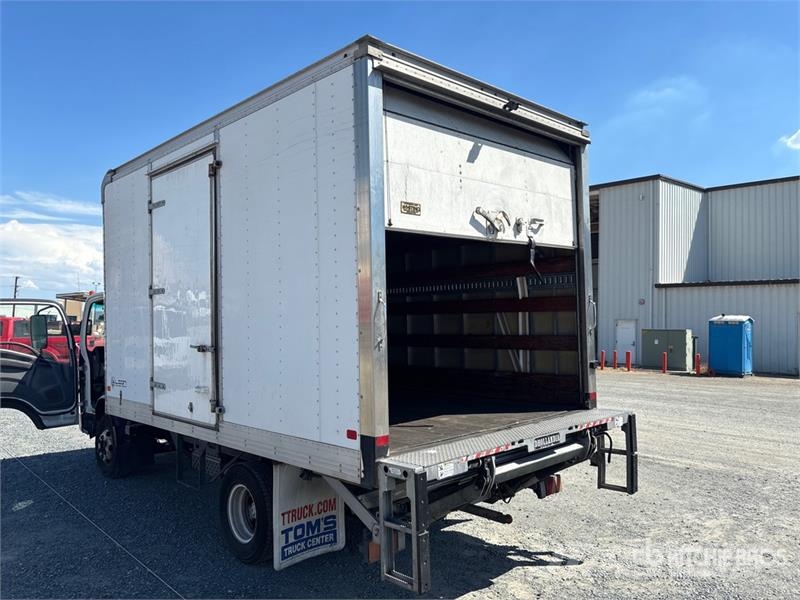 Isuzu NPR Furgons