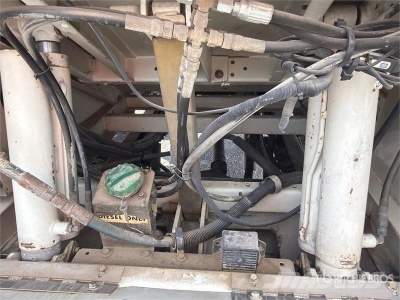 Isuzu NPR Kamioni za čišćenje ulica