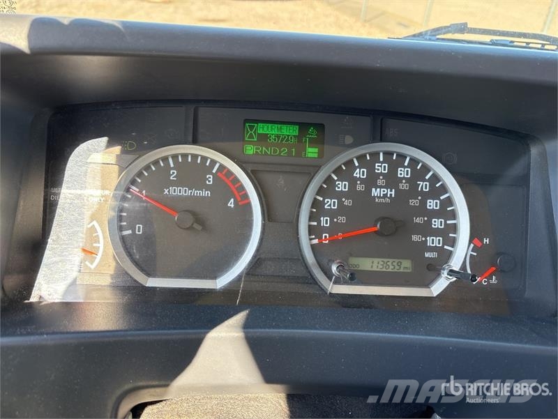 Isuzu NPR شاحنات بدرجة حرارة قابلة للضبط