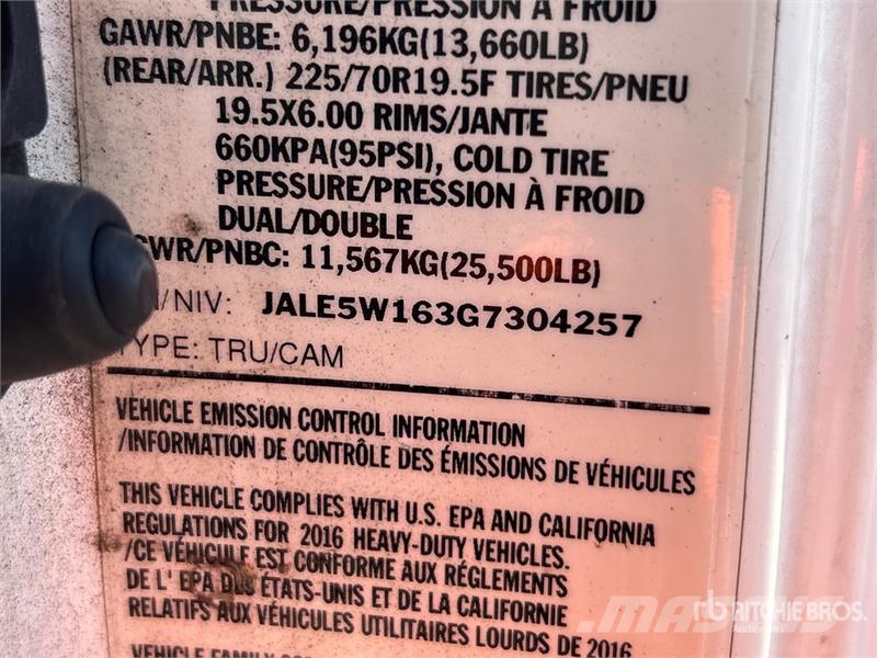 Isuzu NPR Pritschenwagen/Pritschenwagen mit Seitenklappe