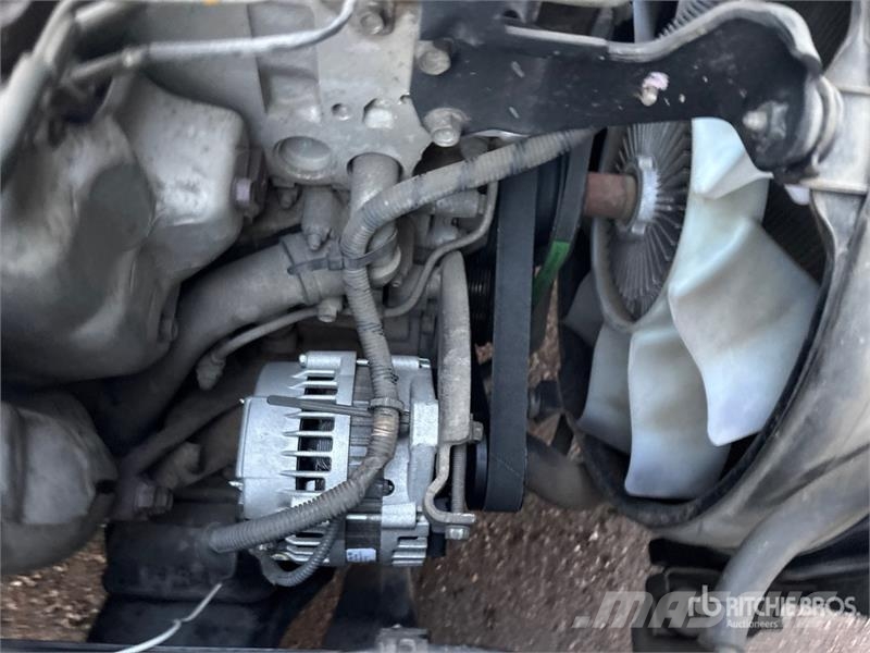 Isuzu NPR Kofferaufbau