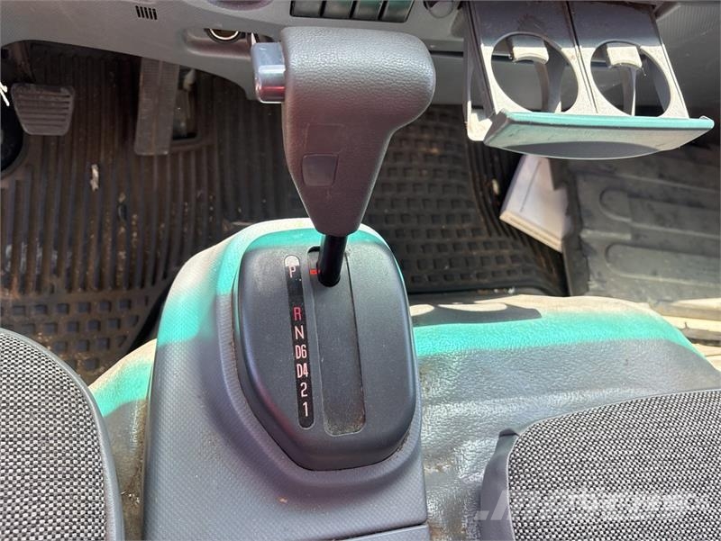 Isuzu NPR HD Furgons