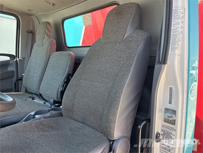 Isuzu NPR HD Furgons