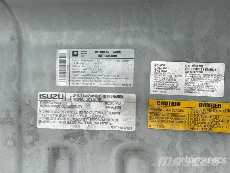 Isuzu NPR HD Camiones caja cerrada