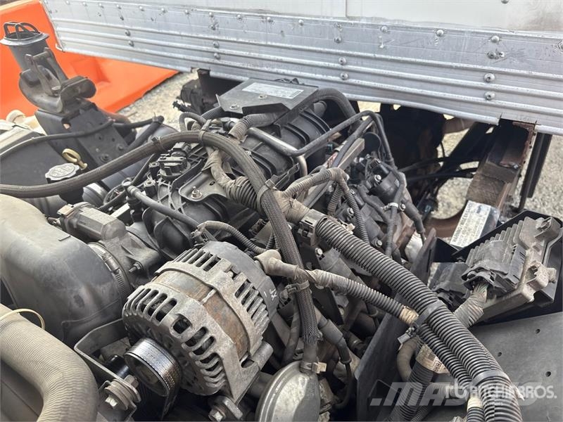 Isuzu NPR HD Umpikorikuorma-autot