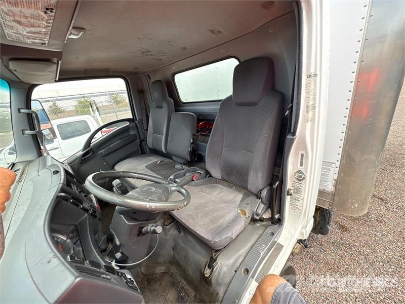 Isuzu NPR HD Kofferaufbau