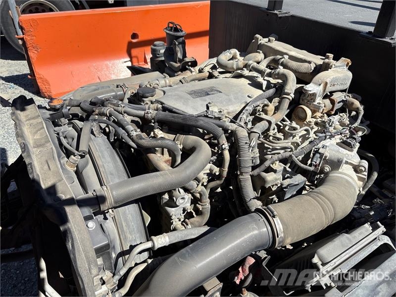 Isuzu NQR 4x2 Utility Truck Prekucniki