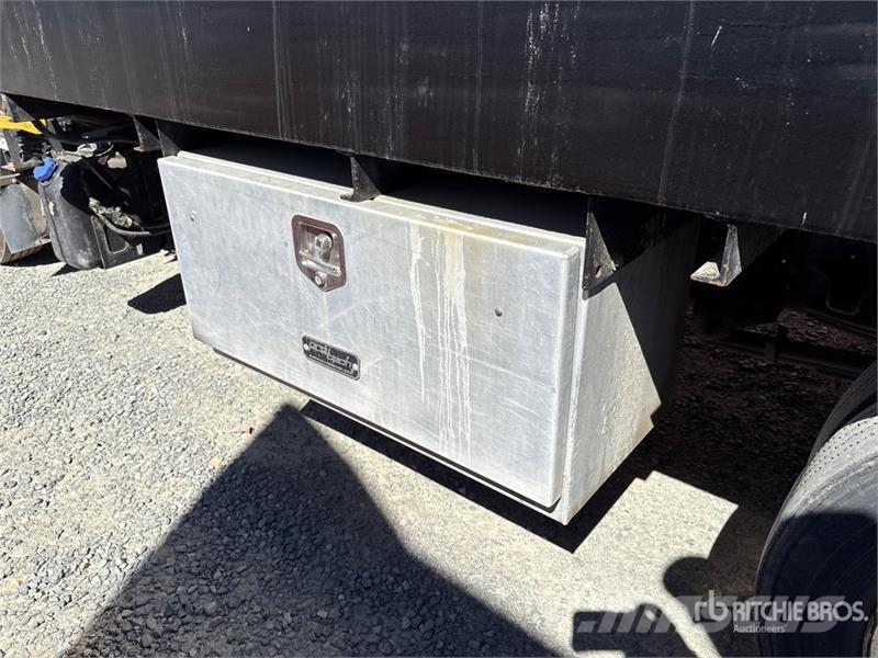 Isuzu NQR 4x2 Utility Truck Prekucniki