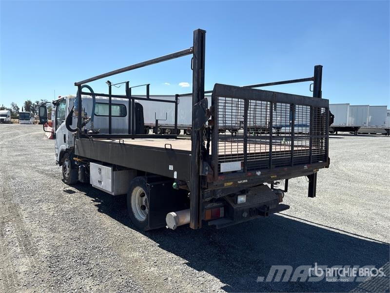 Isuzu NQR 4x2 Utility Truck Prekucniki