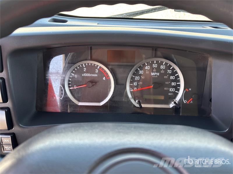 Isuzu NRR 온도 조절식 트럭