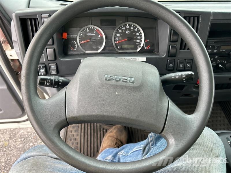 Isuzu NRR Autocamioane