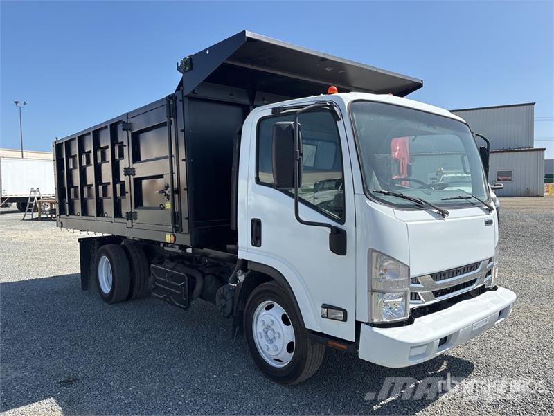 Isuzu NRR Camion benne