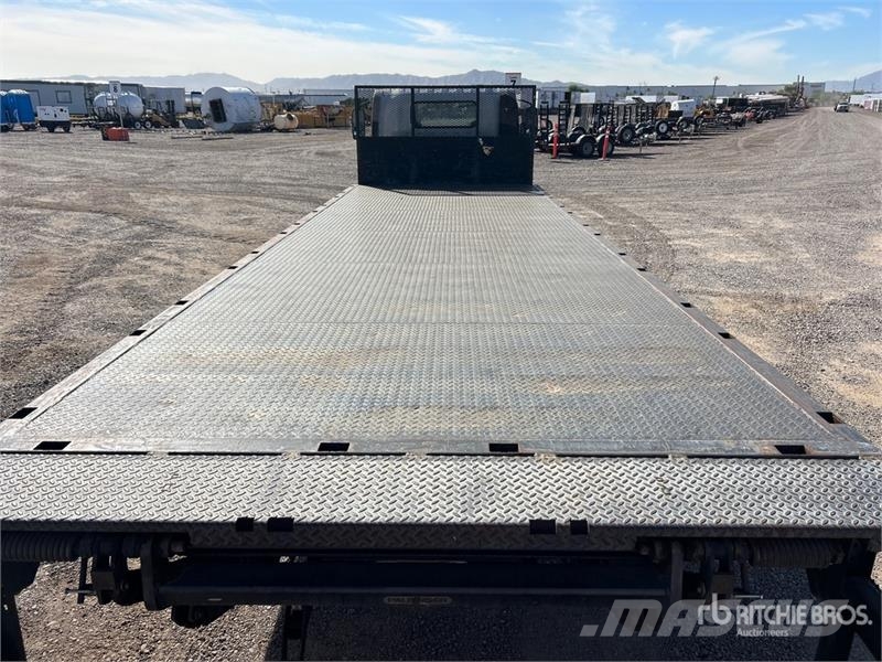 Isuzu NRR 4x2 Flatbed Truck Pritschenwagen/Pritschenwagen mit Seitenklappe