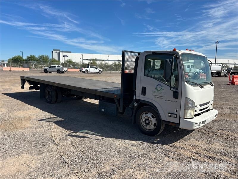 Isuzu NRR 4x2 Flatbed Truck Pritschenwagen/Pritschenwagen mit Seitenklappe