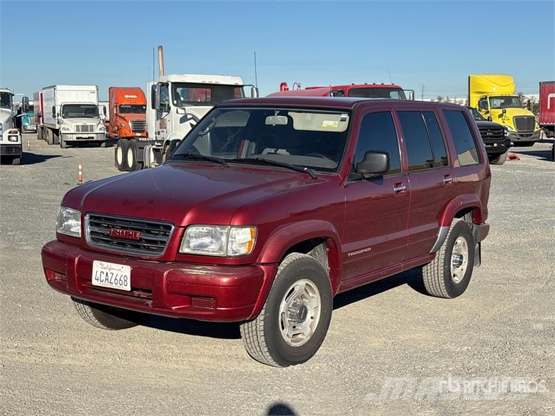 Isuzu Trooper 4WD SUV Automobili