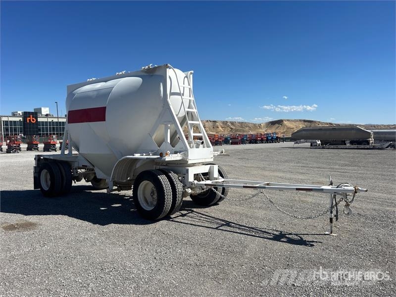  J & L 570 cft Pup Pneumatic Bulk Trailer Прочие прицепы