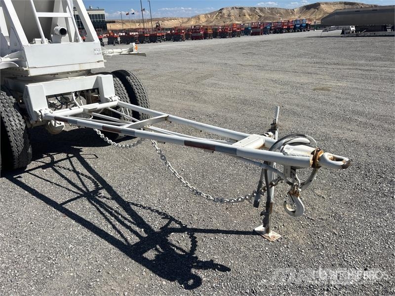  J & L 570 cft Pup Pneumatic Bulk Trailer Прочие прицепы