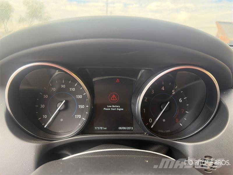 Jaguar XE Automobile سيارات